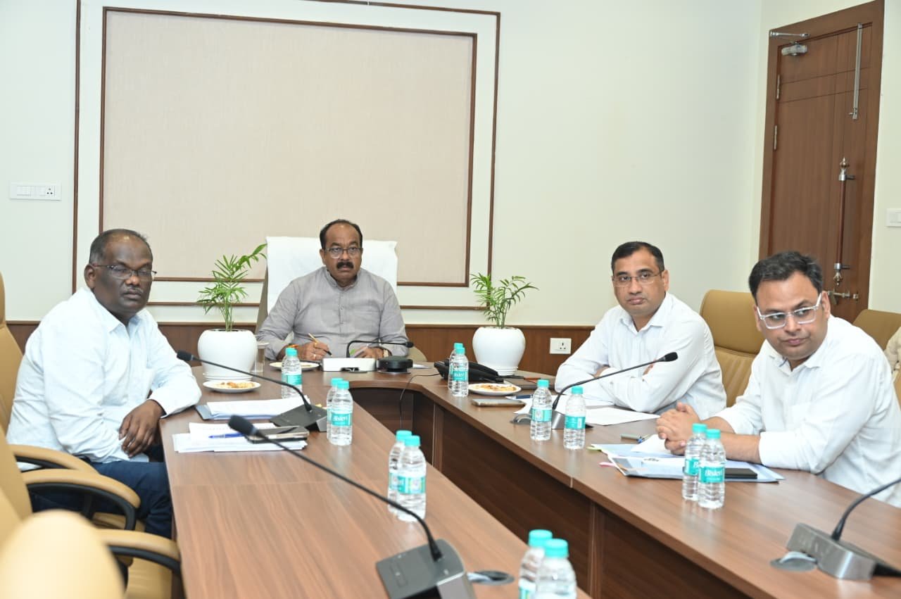 Chhattisgarh's strong participation in the review meeting of Swachhta Mission, Arun Saw shared the state's strategy