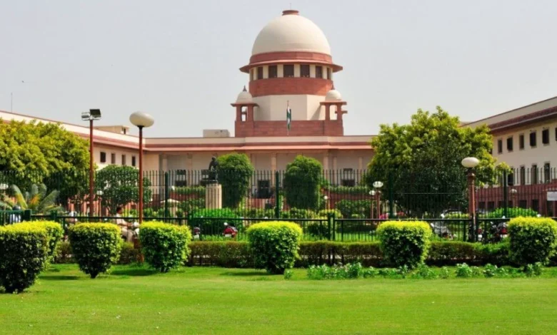 नई प्रस्तुति: सुप्रीम कोर्ट की निगरानी में EVM खुली, हारा हुआ प्रत्याशी बना विजेता — भारत की चुनाव प्रणाली पर फिर उठे सवाल 1 New presentation: EVM opened under the supervision of Supreme Court, losing candidate became winner - Questions raised again on India's election system