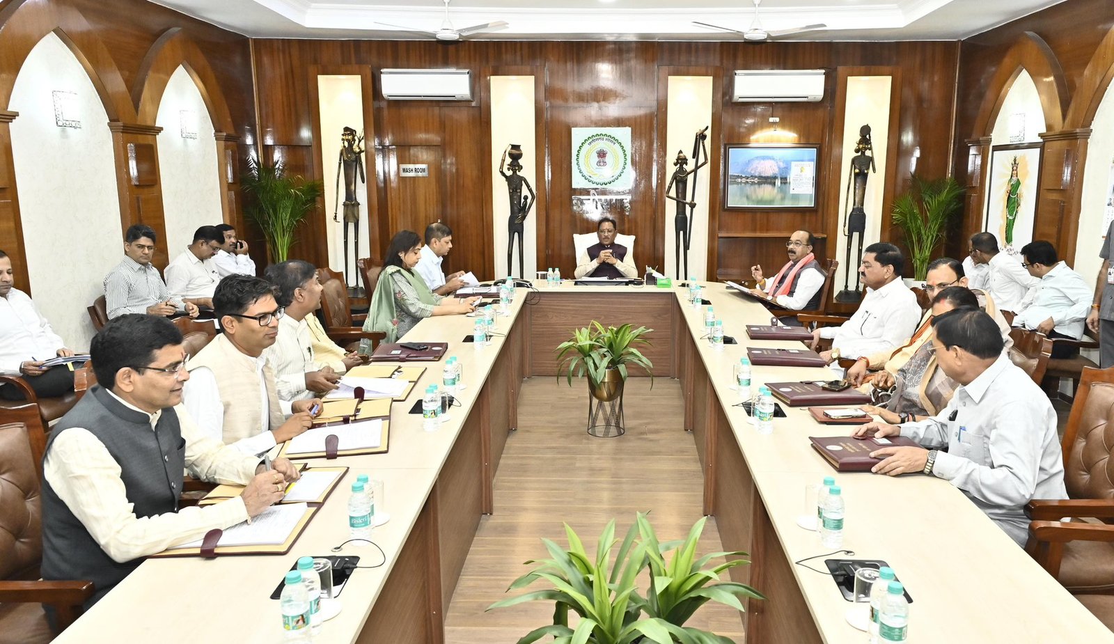 A big cabinet meeting will be held in Chhattisgarh on August 19, new ministers are expected to join