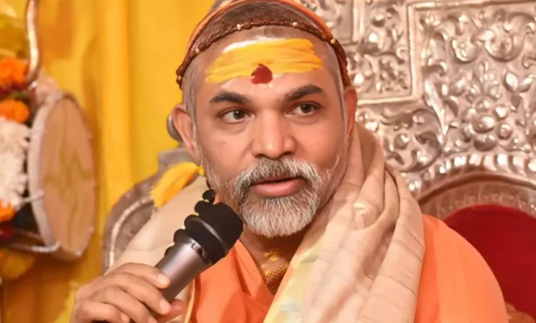 शंकराचार्य स्वामी अविमुक्तेश्वरानंद ने संतों के वाद-विवाद को लेकर दिया दिलचस्प जवाब, पीएम पद पर कही बड़ी बात 1 Shankaracharya Swami Avimukteshwarananda gave an interesting answer to the debate between saints, said a big thing about the post of PM