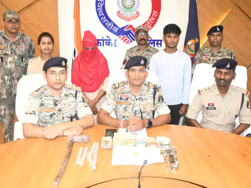 Crossing all limits in love: Girlfriend stole Rs 2 lakh for boyfriend, he wanted a bike!