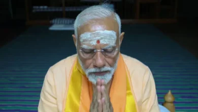 Photo of पुणे में 43वें अखिल भारतीय ज्योतिष सम्मेलन ने मचाई खलबली, पीएम मोदी की भविष्यवाणी से हर कोई हैरान!