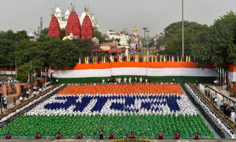 Now watch the Independence Day celebrations live from Red Fort - online ticket booking begins!