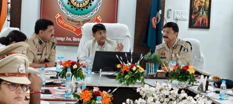 DGP Arun Dev Gautam's attack on increasing crime in Chhattisgarh: Now police will be seen on the streets