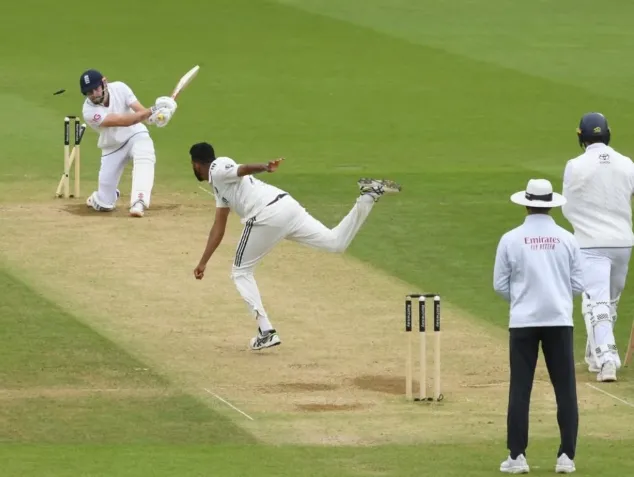 Even the umpire was impressed by Mohammad Siraj's slow yorker