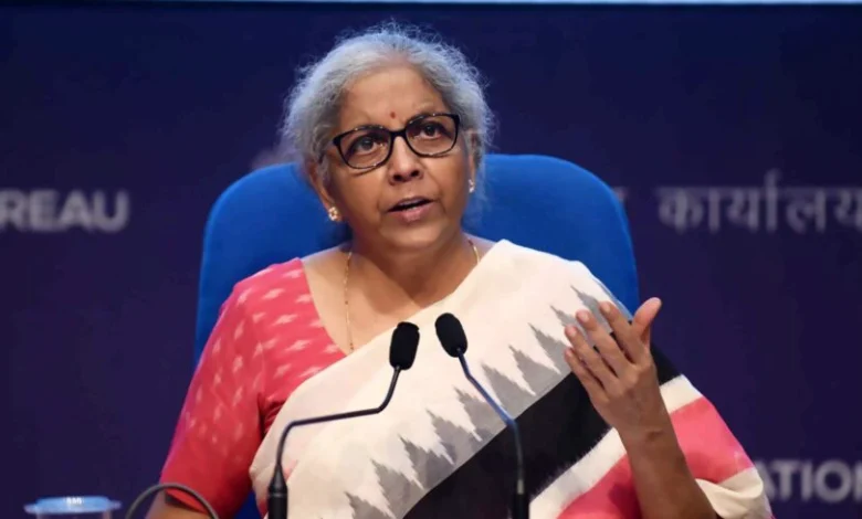मोदी सरकार का बड़ा ऐलान: सैलरी में फिर से बढ़ोतरी, करोड़ों कर्मचारियों को राहत 1 Modi government's big announcement: Salary hiked again, relief to crores of employees