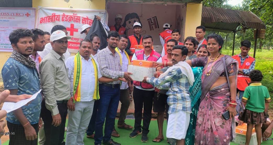 Red Cross became a support for flood victims: 18 families of Surokhi got relief