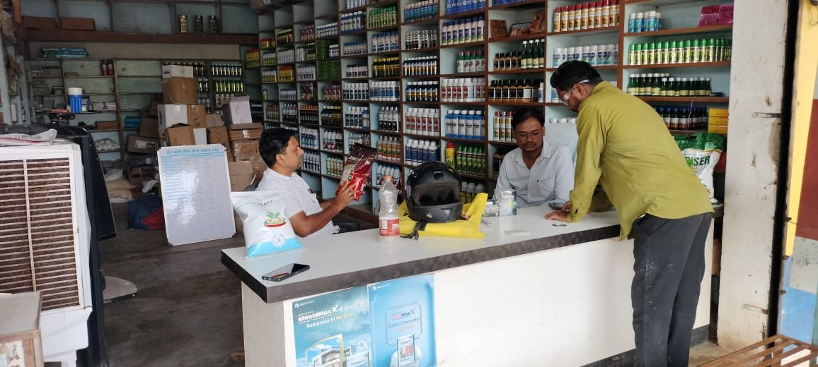 Crackdown on Krishi Seva Kendras: Show cause notices issued to 5 shops