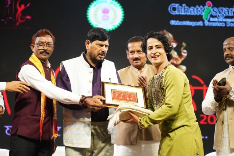 Eighth day of Chakradhar Samaroh 2025—A colourful confluence of folk and scriptures