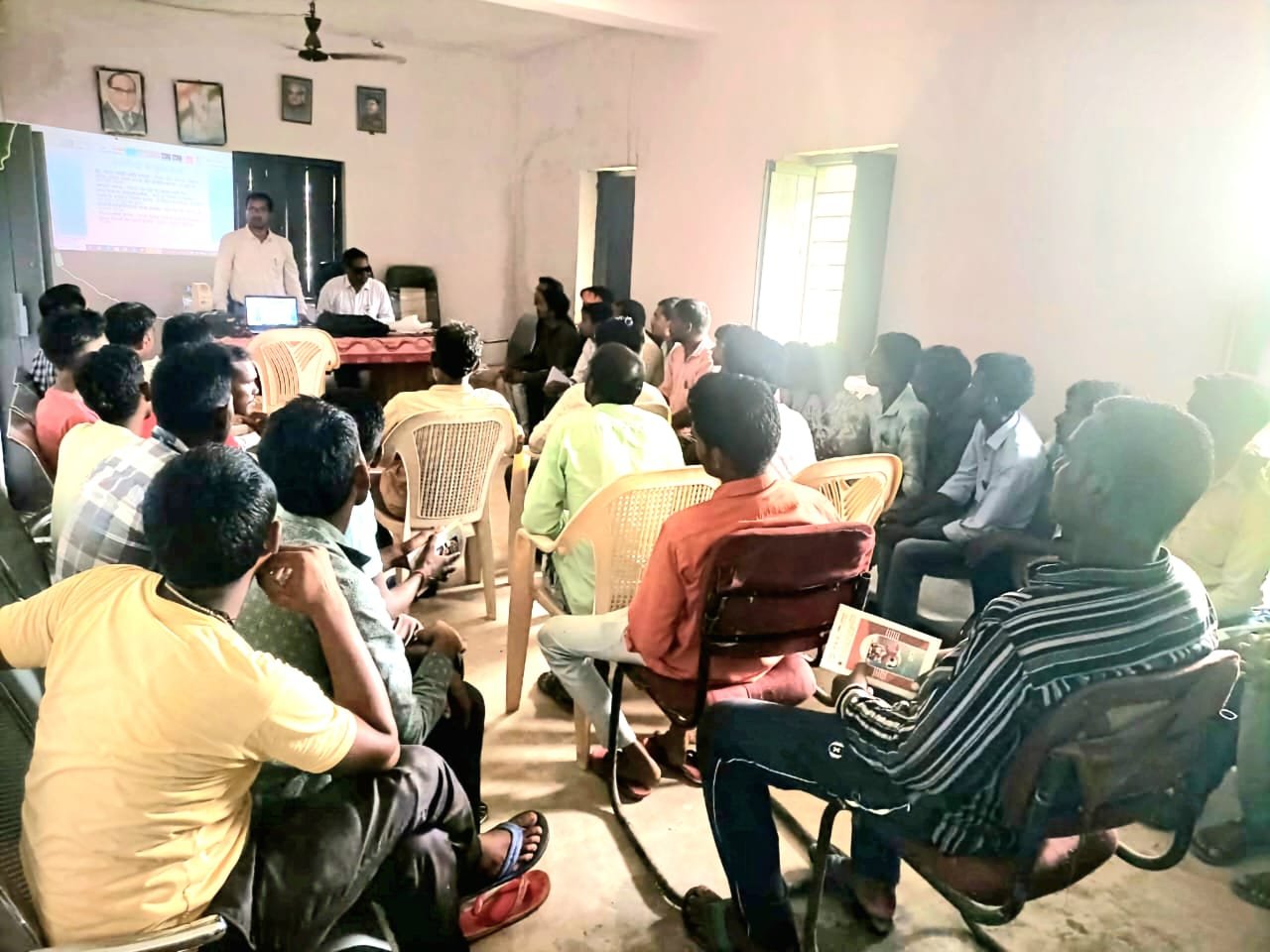 Youth are getting technical training in Balrampur, housing construction is gaining momentum