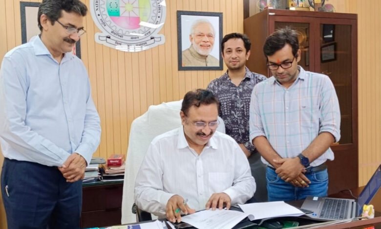 एनआईटी रायपुर की एफआईई को मिलेगा राष्ट्रीय इन्क्यूबेटर पुरस्कार, छत्तीसगढ़ के स्टार्टअप इकोसिस्टम को नई उड़ान 1 NIT Raipur's FIE will get National Incubator Award, Chhattisgarh's startup ecosystem will get a new flight