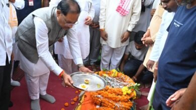 Photo of पूर्व प्रांत प्रचारक शांताराम जी को मुख्यमंत्री सहित अनेक गणमान्य व्यक्तियों ने दी श्रद्धांजलि