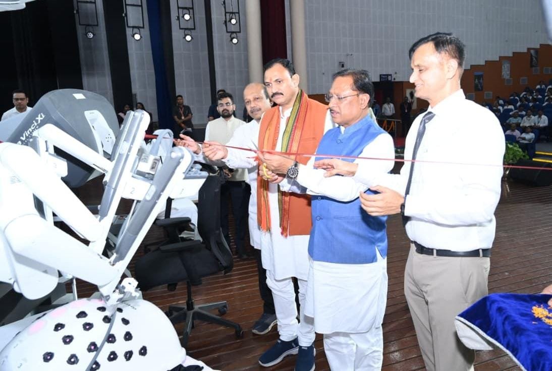 Chhattisgarh gets the gift of robotic surgery, 'Dev Hasta' system launched in AIIMS Raipur