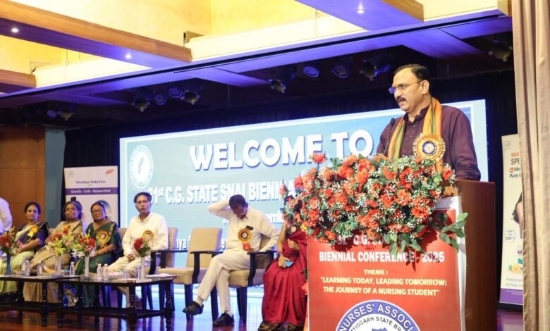 "सेवा भाव ही असली स्वास्थ्य व्यवस्था की रीढ़ है" — स्वास्थ्य मंत्री 1 "Service spirit is the backbone of a real health system" - Health Minister