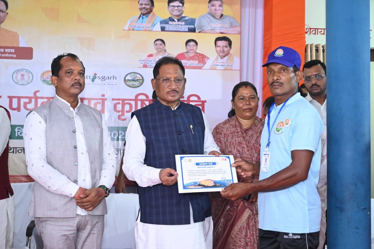 New beginning of community tourism in Jashpur, home-stay scheme gets approval