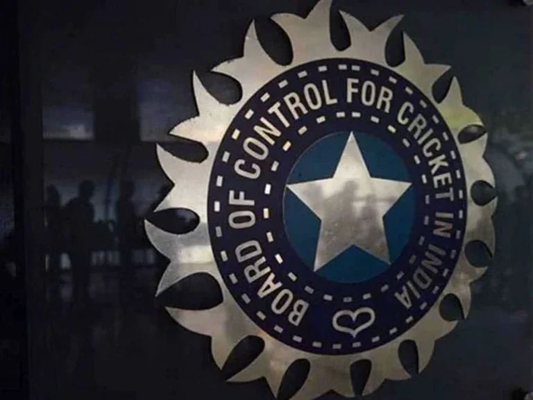 Who will sit on the BCCI chair now?