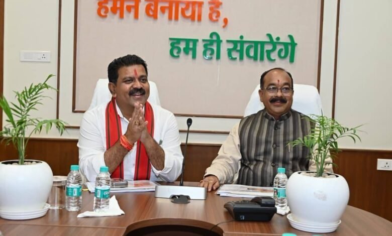 बस्तर ओलंपिक 2025 की तैयारियों को लेकर अहम बैठक आयोजित 1 An important meeting was held regarding the preparations for Bastar Olympics 2025