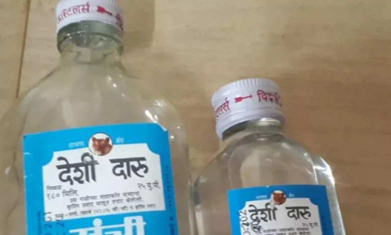 Floating worm in a sealed bottle and evaporating intoxication: The fun of a drunkard's evening in Khairagarh is spoiled!