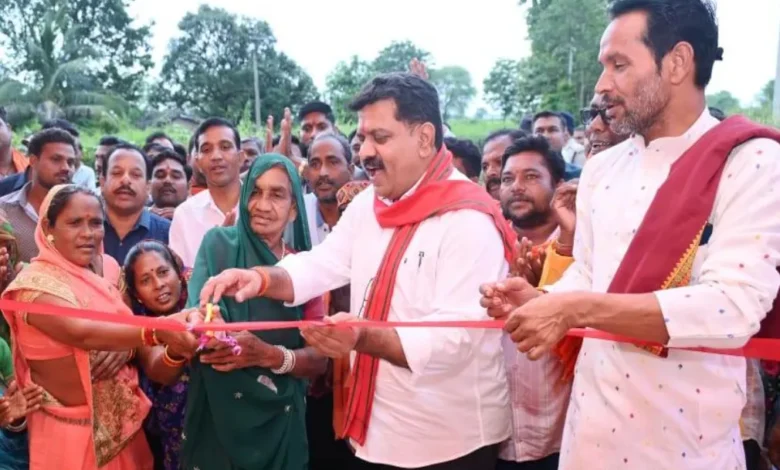 Deputy Chief Minister Vijay Sharma inaugurated the community hall in village Kuruva.