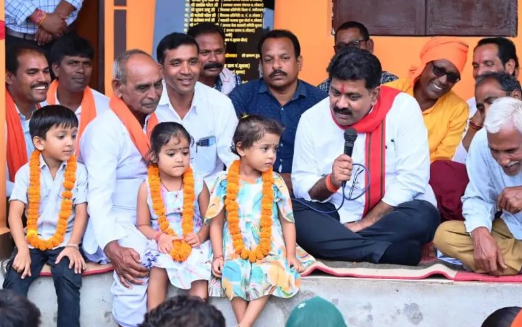 Deputy Chief Minister Vijay Sharma inaugurated the community hall in village Kuruva1