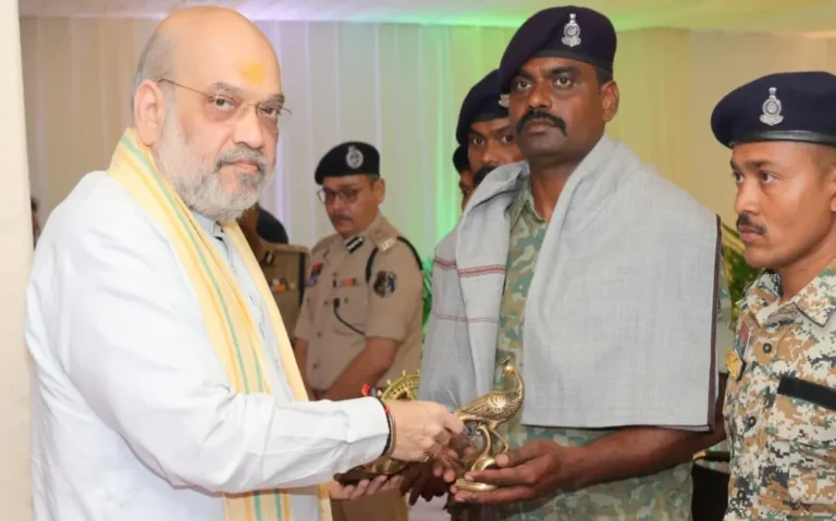 Operation Black Forest Amit Shah honored the brave soldiers, vowed to end Naxalism by 2026