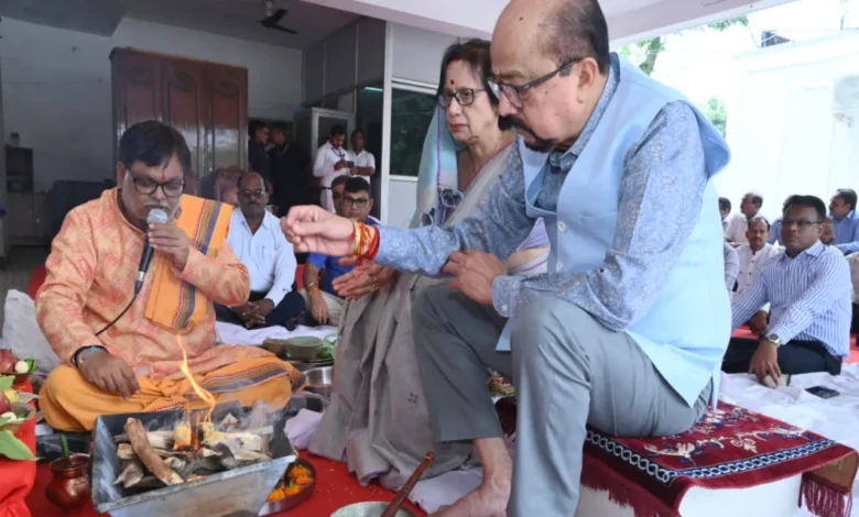 Vishwakarma Jayanti celebrated with great pomp at Raj Bhavan