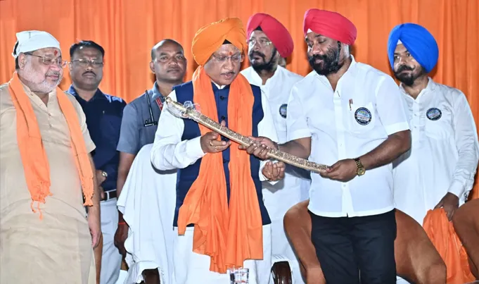 मुख्यमंत्री विष्णुदेव साय ने राजधानी रायपुर के सेरीखेड़ी में आयोजित गुरु 1 Chief Minister Vishnudev Sai inaugurated the Guru Nanak Mission organized at Serikhedi in the capital Raipur.