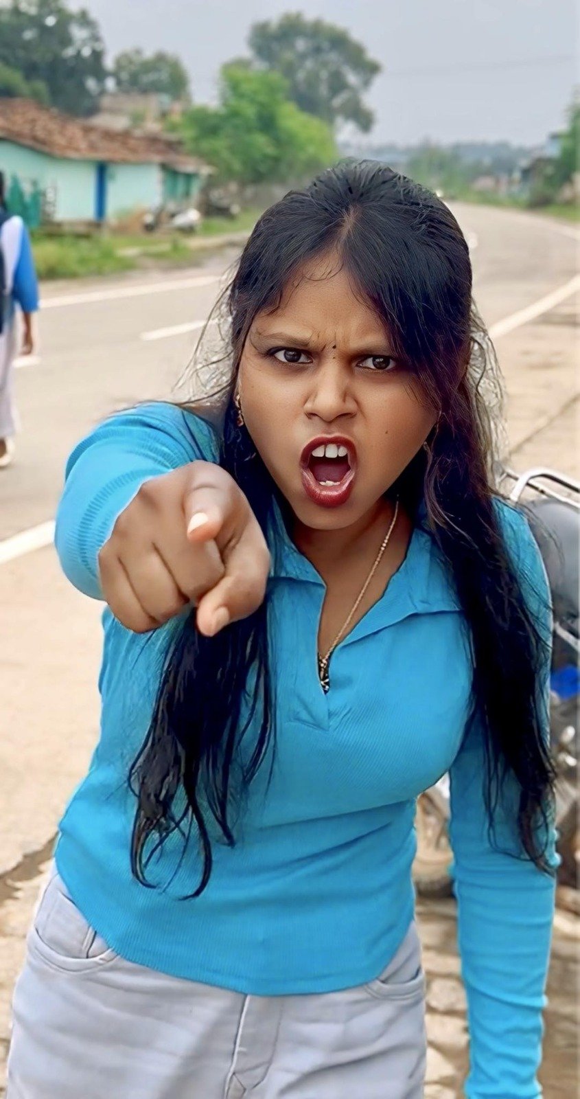 Who is this girl making videos of potholed roads?
