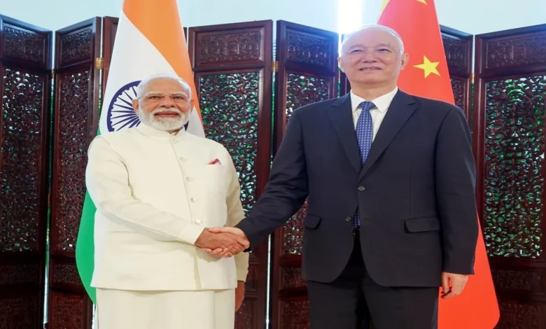 एक तस्वीर, एक संकेत — क्या चीन-भारत संबंधों में आ रहा है बड़ा बदलाव? 1 One picture, one signal - is a big change coming in China-India relations?
