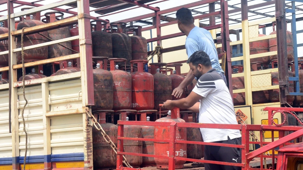 Now only two GST slabs: Everything from food and drinks to TVs and cars will be cheaper, but no relief on LPG.