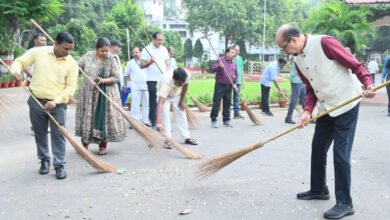 Photo of स्वच्छता में राजभवन की भागीदारी: गांधी जयंती पर राज्यपाल ने दिया स्वच्छ भारत का संदेश