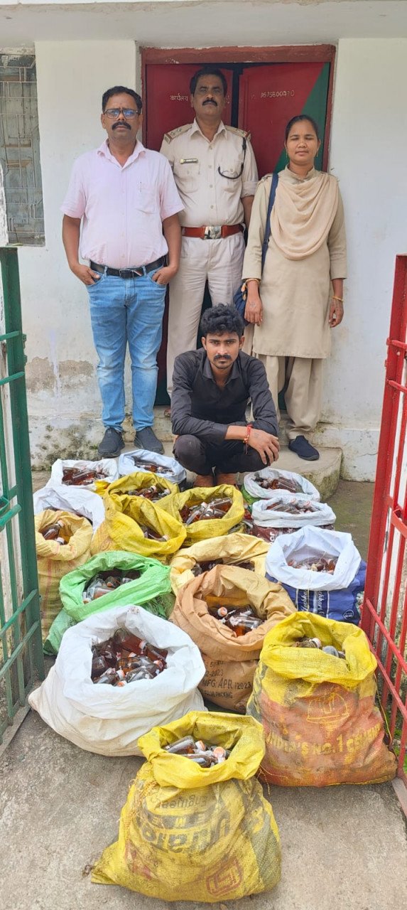 Major action in Balodabazar: Illegal foreign liquor worth 96 thousand seized, accused sent to jail