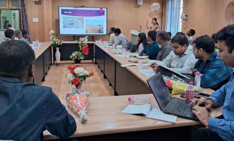 छत्तीसगढ़ में जूट की खेती को नई उड़ान: किसानों के लिए विशेष प्रशिक्षण और तकनीकी प्रदर्शन 1 New wave for jute cultivation in Chhattisgarh: Special training and technical demonstrations for farmers