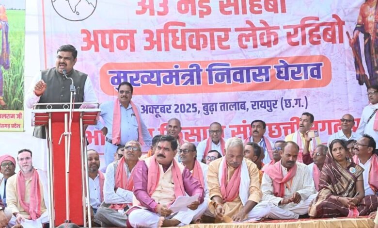 शिक्षा मंत्री ने किसानों से की मुलाकात, 2800 करोड़ की सिंचाई परियोजनाओं को मिली मंजूरी 1 Education Minister meets farmers, irrigation projects worth Rs 2800 crore approved