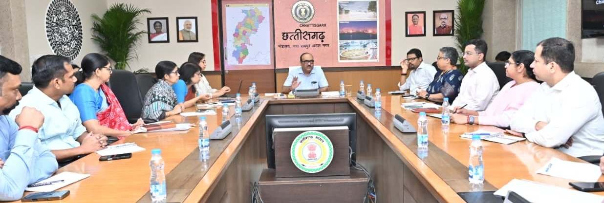 Review meeting on progress of state schemes, emphasis on PM Gati Shakti