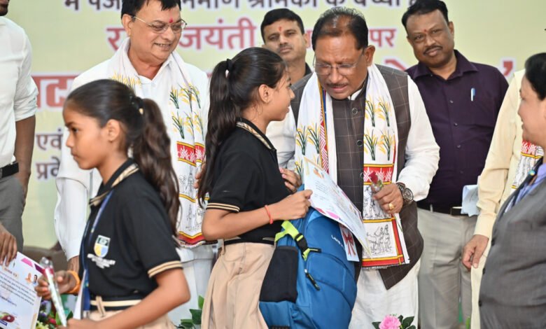 श्रमिक सशक्तिकरण में छत्तीसगढ़ देश का अग्रणी राज्य 1 Chhattisgarh is the leading state in the country in labour empowerment.