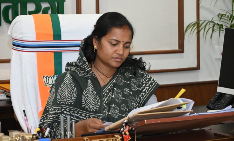 शिवनंदनपुर में 4 करोड़ से अधिक के कार्यों को मिली मंजूरी, सड़कों से लेकर चौपाटी तक होगा नवीनीकरण 1 Works worth over Rs 4 crore approved in Shivnandanpur; renovations to roads and promenades to take place