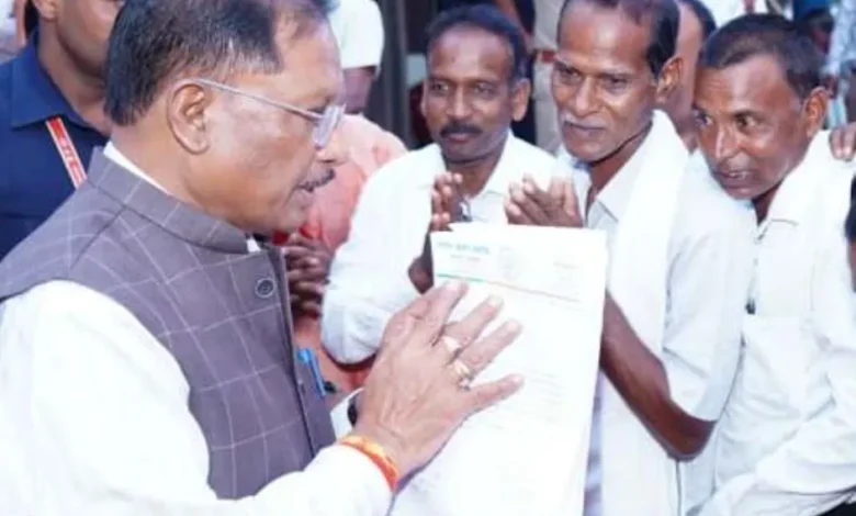 Chief Minister Vishnu Dev Sai wished happiness and prosperity to the people of the state, appealed for 'Vocal for Local' ban