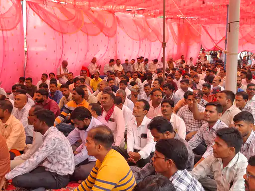 छत्तीसगढ़ की सहकारी समितियों का बड़ा आंदोलन, सरकार को चेतावनी – “मांगें नहीं मानीं तो धान खरीदी बहिष्कार तय” 1 Chhattisgarh's cooperative societies stage a major agitation, warning the government: "If demands are not met, we will boycott paddy procurement."