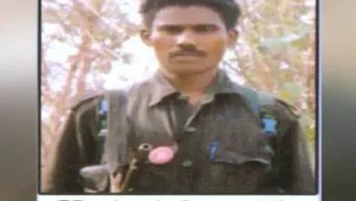 Photo of तेलंगाना में नक्सलियों का बड़ा सरेंडर, 40 लाख इनामी आज़ाद समेत 8 माओवादी हथियार डालकर मुख्यधारा में लौटे