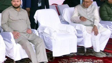 बिहार में लोकतंत्र का महाउत्सव: वोटिंग का रिकॉर्ड और सियासत के नए समीकरण! 3 Photo of बिहार में लोकतंत्र का महाउत्सव: वोटिंग का रिकॉर्ड और सियासत के नए समीकरण!