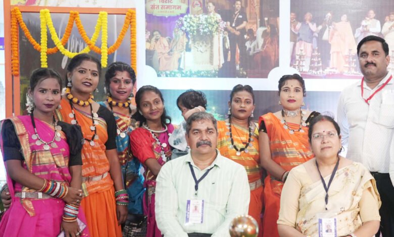 Chhattisgarh Silver Jubilee celebrations showcase tourism and culture, with stalls attracting attention.