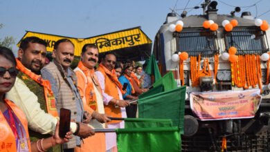 Photo of अम्बिकापुर से अयोध्या तक: 850 श्रद्धालुओं ने शुरू की रोमांचक श्री रामलला यात्रा