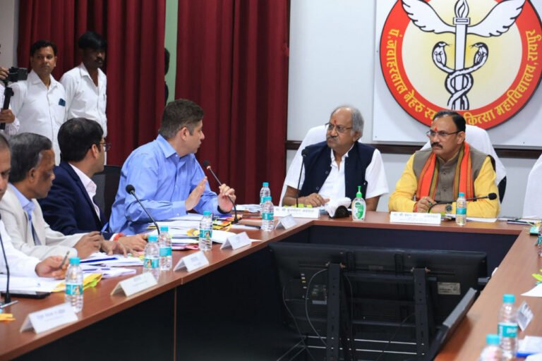 Several important decisions regarding health services were taken in the general body meeting of Raipur Medical College-DKS Hospital.