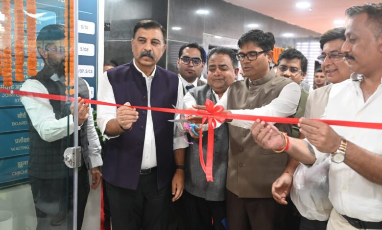 नवा रायपुर में जीएसटी विभाग का नया हाई-टेक कार्यालय शुरू, GST 2.0 से आम नागरिक और व्यापार जगत को बड़ी राहत 1 New hi-tech GST office opens in Nava Raipur, GST 2.0 brings major relief to common citizens and businesses