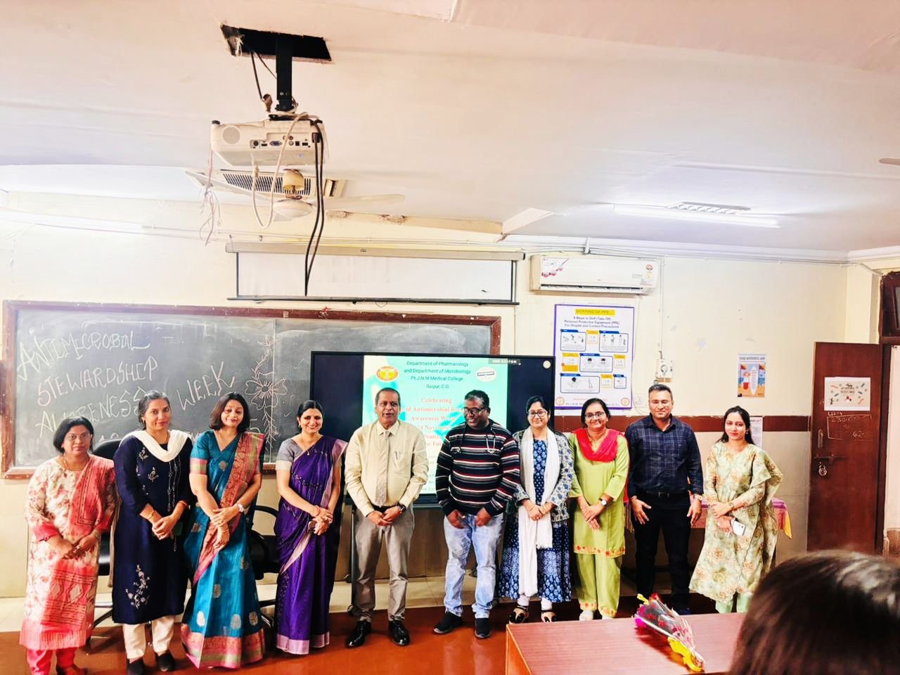 A big step towards antibiotic awareness: Special program on AMR awareness week at Medical College Raipur