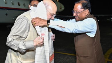Photo of रायपुर पहुंचे अमित शाह, एयरपोर्ट पर हुआ आत्मीय स्वागत