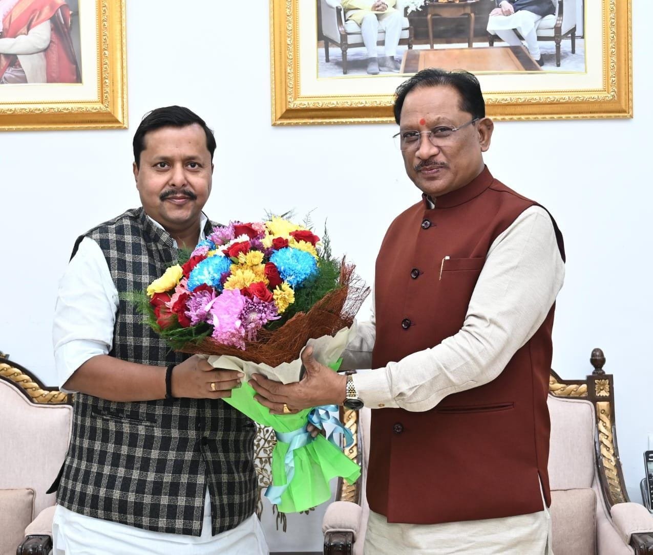 Bihar Minister Nitin Naveen meets Chief Minister Vishnu Dev Sai in Raipur