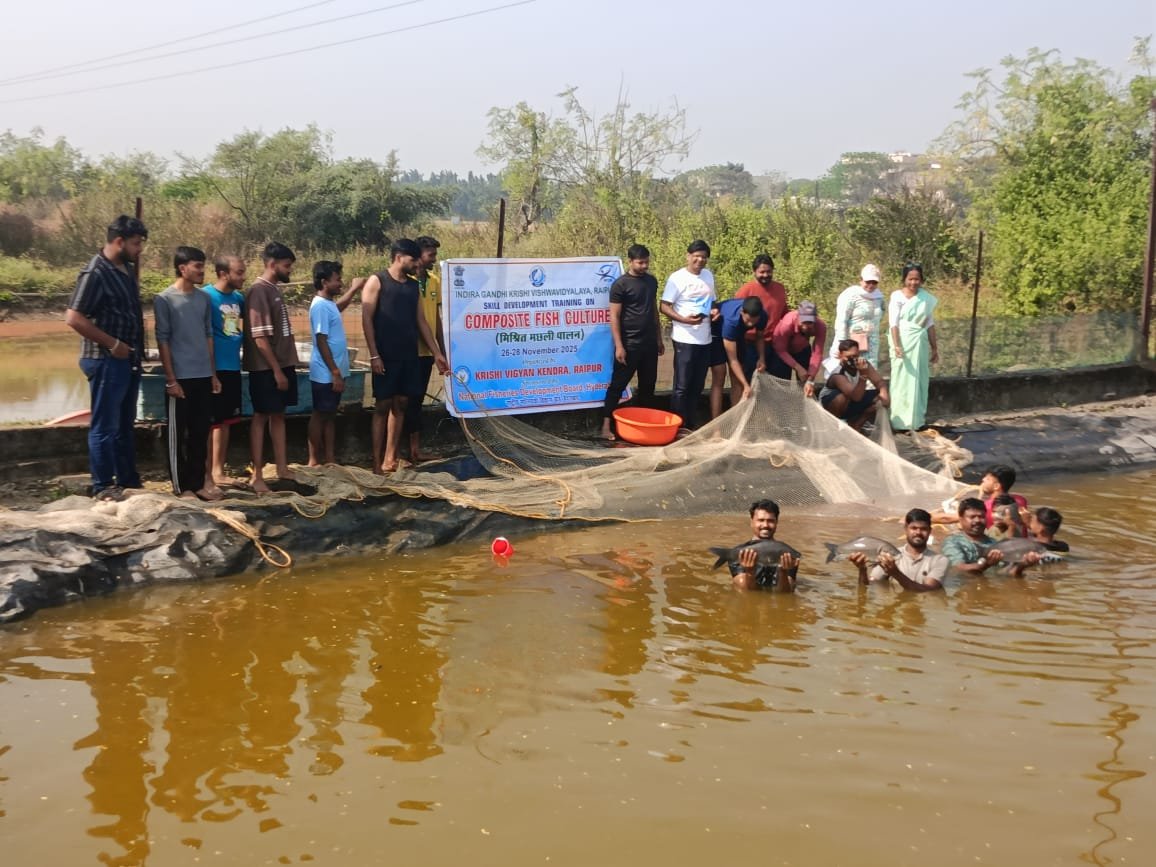 Three-day training on 'Mixed Fisheries' concluded in Raipur; comprehensive guidance was provided on techniques and government schemes.