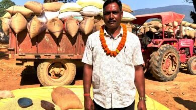 Photo of जशपुर में धान खरीदी की पारदर्शी शुरुआत: किसान संतोष यादव बोले— ‘नए शासन में मिली राहत’